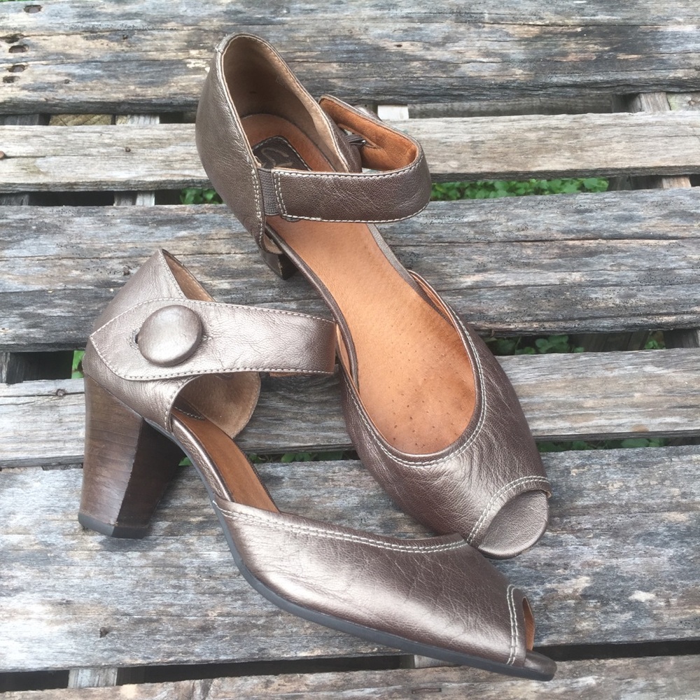 Clarks Ankle Strap Open Toe Mary Janes